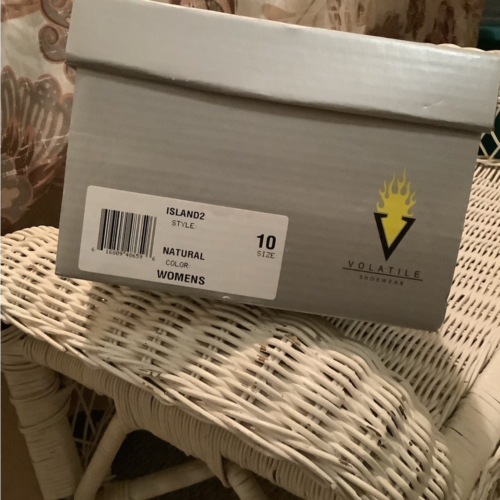 Nib Volatile Platform Sandal - image 4